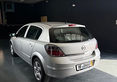Opel Astra 1.6 Twinport Edition 77kW Edition