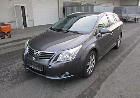 Toyota Avensis Combi Sol 2.2 D-4D Sol