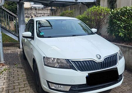 Skoda Rapid 1.6 TDI 66kW Ambition Spaceback Ambition