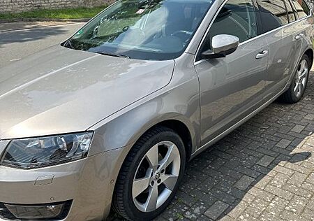 Skoda Octavia 2.0 TDI 4x4 Ambition Combi Ambition