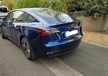 Tesla Model 3 Hinterradantrieb RWD Matrix SR Sitzheizu