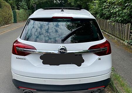 Opel Insignia Country Tourer Insignia CT Country Tourer 2.0 BiTurbo CDTI ...