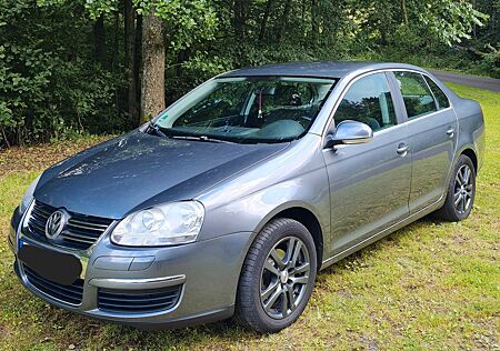 VW Jetta Volkswagen 1.6 Comfortline *KLIMA*TEMPOMAT*TÜV*