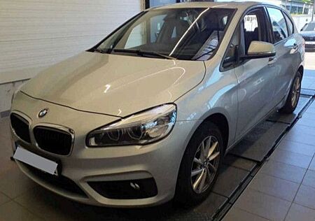 BMW 2er 220i Active Tourer Advantage Sport-Aut. *PANO*NA
