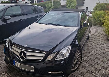 Mercedes-Benz E 250 Cabriolet CDI BlueEFF. AVANTGARD...