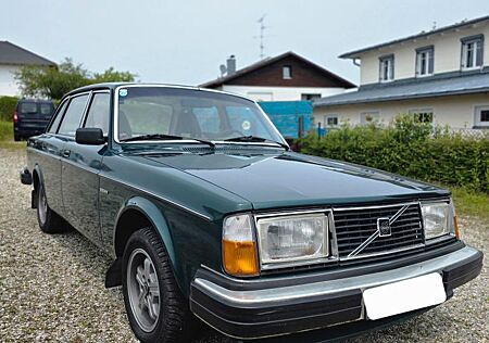 Volvo 244 GL Oldtimer Limousine - sehr guter Zustand