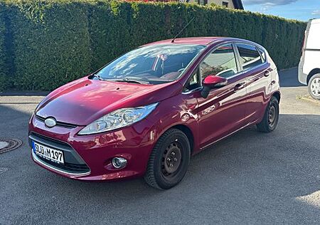 Ford Fiesta 1,4 Titanium Titanium 8fach ber