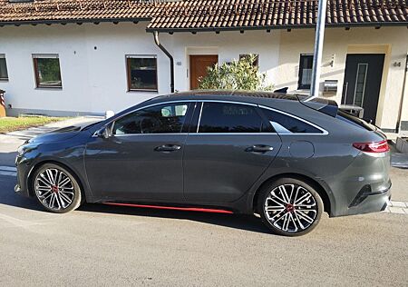 Kia Pro_ceed pro_cee'd / ProCeed 1.6 T-GDI DCT GT