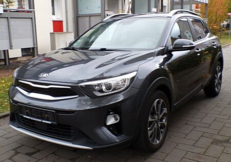 Kia Stonic gebraucht kaufen Kia Stonic Spirit/Leder/Kamera/SHZ/LHZ/Navi/Temp.