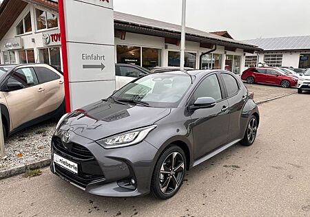 Toyota Yaris gebraucht kaufen Toyota Yaris Hybrid Style *Navi,Sitzh,*1,99 Zins*