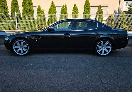 Maserati Quattroporte 4.2 V8 Sport GT ZFAutomatic Sport -