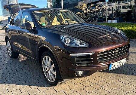 Porsche Cayenne Diesel - platinum wie neu