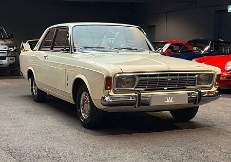 Ford 17M P7A 2. HAND / 25TKM / ERSTLACK