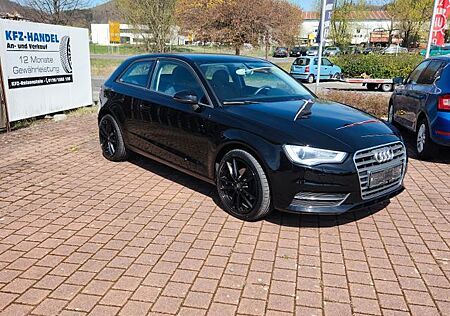 Audi A3 attraction nur 53000 km neu 18 zoll Räder