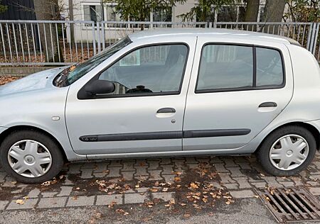 Renault Clio Authentique 1.4 16V Authentique