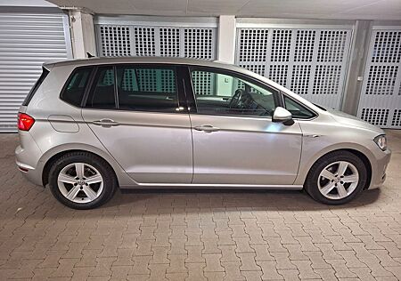 VW Golf Sportsvan Volkswagen Sportsvan 1.0 l TSI von privat