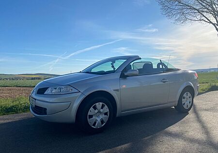 Renault Megane Coupé-Cabriolet Authentique 1.6 Authe...
