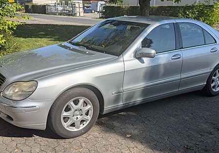 Mercedes-Benz S 430 -