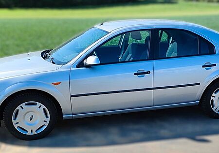Ford Mondeo 2.0 Ambiente Autom. Ambiente 145PS Klima