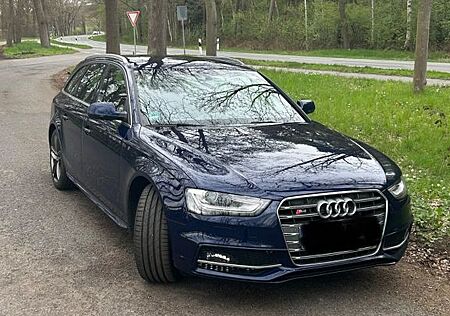 Audi S4 3.0 TFSI S tronic quattro Avant -