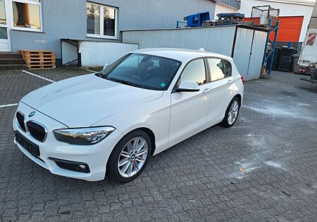 BMW 114