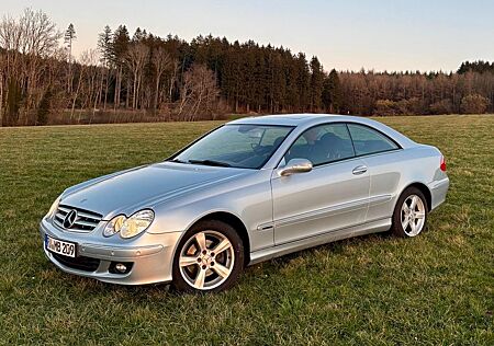 Mercedes-Benz CLK 200 Kompressor Elegance Facelift Scheckheft!