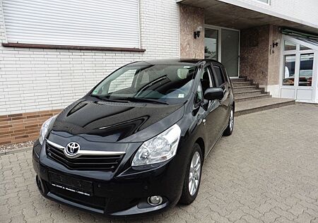 Toyota Verso 2.2 D Cat Executive