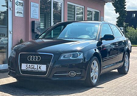 Audi A3 1.6 TDI Attraction/ AHK/ Xenon