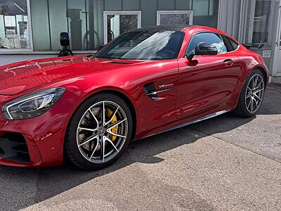 Mercedes-Benz AMG GT R