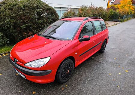 Peugeot 206 SW 1.4 TÜV 03/2027. Fahrbereit.