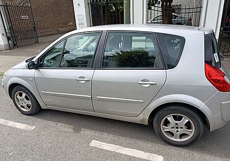 Renault Scenic 1.5 dCi