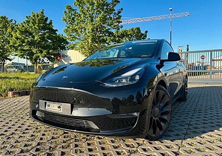 Tesla Model Y Performance Dual AWD 534ps