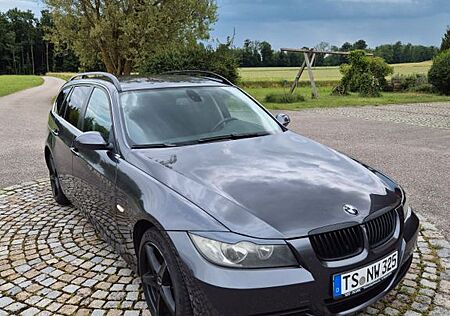 BMW 325i touring -
