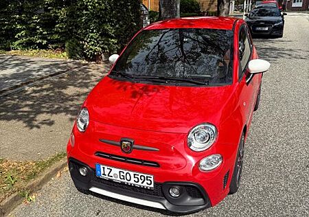 Abarth 595 Competizione , Akrapovic, Carbon Schalensitze