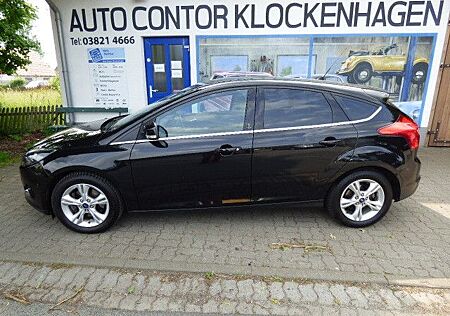 Ford Focus 1.5 110 kw Champions Edition