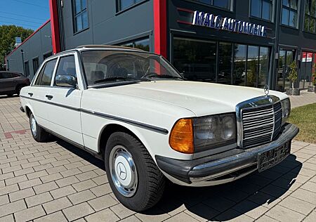Mercedes-Benz 230 E W123(Tüv&Insp.neu/2 Hand)