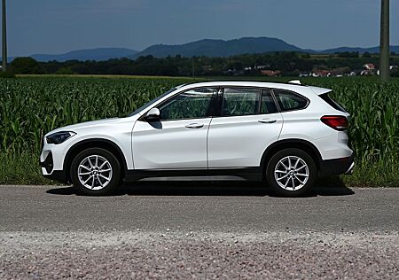 BMW X1 sDrive18i Advantage Navi DSG Bluetooth PDC MP