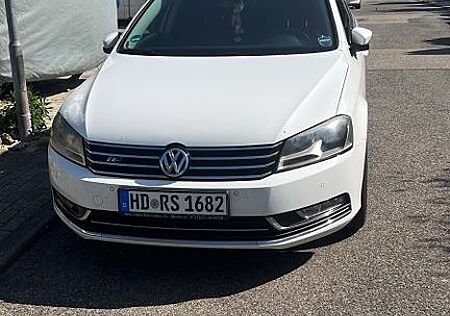 VW Passat Variant Volkswagen 2.0 BlueTDI Highline Variant ...