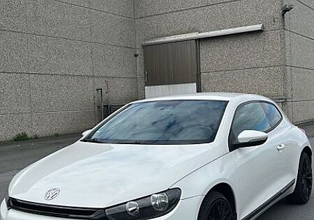 VW Scirocco Volkswagen 2.0 TSI DSG