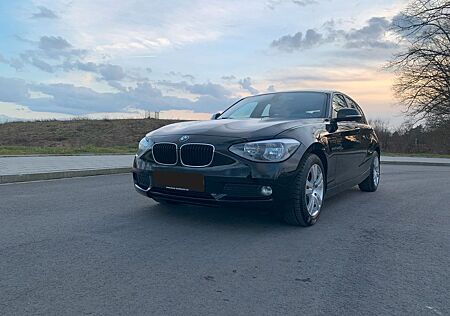 BMW 116i -5-trg./Klima/SitzH/KeyGo/Anhängerkupplung