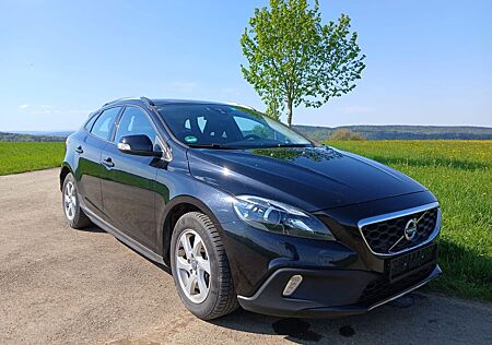 Volvo V90 Cross Country V40 Cross Country D3 Geartronic Kinetic Kinetic