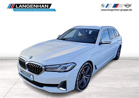 BMW 530d Touring LED LC Prof Kamera LRH SHZ PDC Temp