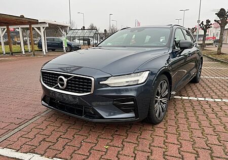 Volvo V60 D4 R-Design Automat LED Panorma 8xAlu Kamera