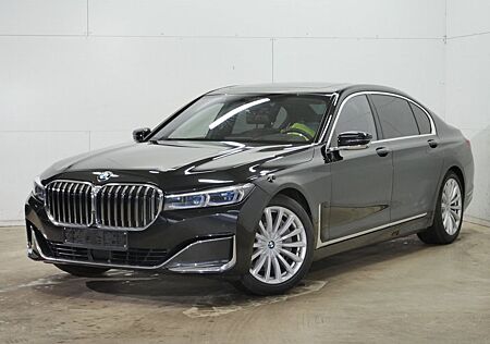 BMW 740 L d xDrive VOLL EXCLUSIVE NP: 160.203 Euro