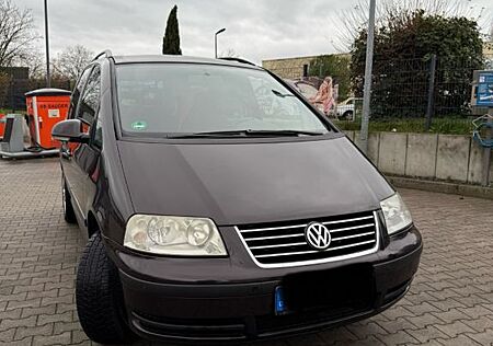 VW Sharan Volkswagen 1.9TDI 7-Sitzer