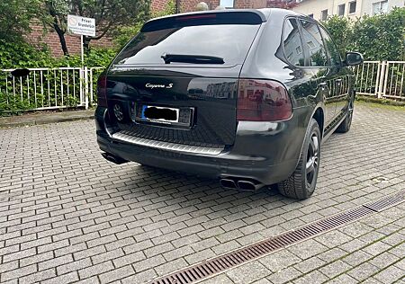 Porsche Cayenne S ,TÜV 1/27 , 2. Hand , Schwarz