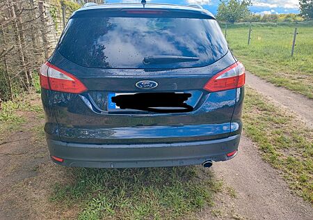 Ford Focus 2,0TDCi 103kW PowerSh. SYNC Edit. Turn...