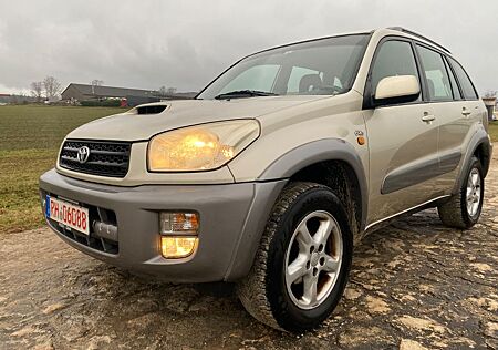 Toyota RAV 4 RAV4 2.0 D-4D Sol 4X4, TÜV NEU