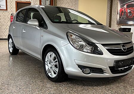 Opel Corsa D Innovation "110 Jahre"/TÜV/Service Neu