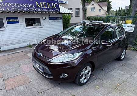 Ford Fiesta Titanium 5-Türen- 1.Hand